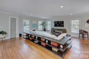 1230 Redcoat Dr, Charlotte, NC 28211 - Photo 10