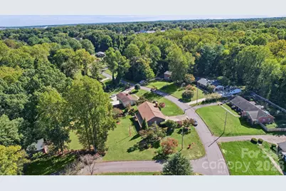 306 Starmount Drive, Statesville, NC 28677 - Photo 42