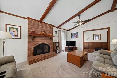 306 Starmount Drive, Statesville, NC 28677 - Photo 4