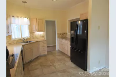 20 Country Meadows Lane, Hendersonville, NC 28792 - Photo 22