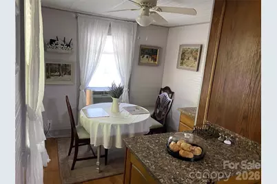 300 N Main Street, Marshall, NC 28753 - Photo 6