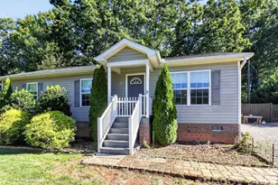 2454 Oak Valley Ln, Maiden, NC 28650 - Photo 2