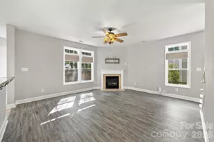 1513 Bucklebury Ct, Charlotte, NC 28269 - Photo 4