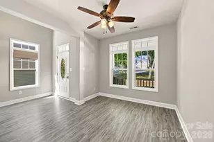 1513 Bucklebury Ct, Charlotte, NC 28269 - Photo 14