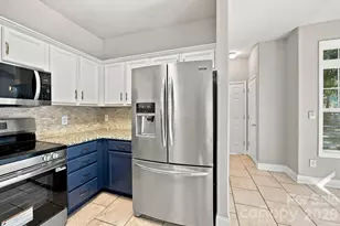 1513 Bucklebury Ct, Charlotte, NC 28269 - Photo 10