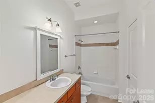 516 New Bern Station Ct, Charlotte, NC 28209 - Photo 20