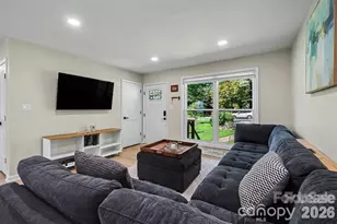 4023 Strangford Ave, Charlotte, NC 28215 - Photo 4