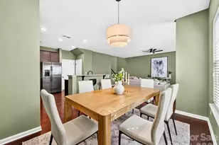 2410 Alyssa Ln, Charlotte, NC 28208 - Photo 12