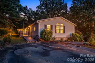 75 Cliffview Dr, Asheville, NC 28803 - Photo 1