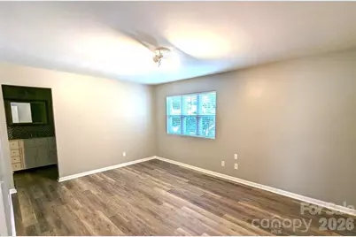 8021 Cedar Glen Drive, Charlotte, NC 28212 - Photo 8