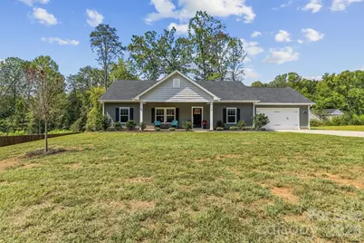 916 Westminster Drive #8, Statesville, NC 28677 - Photo 2
