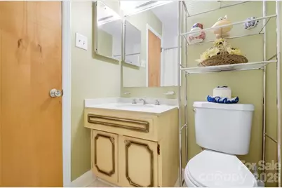 1745 Northbrook Drive, Charlotte, NC 28216 - Photo 20
