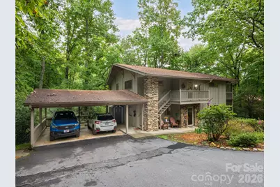 15 Cedarbrook Drive, Laurel Park, NC 28739 - Photo 2