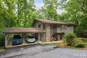 15 Cedarbrook Dr, Hendersonville, NC 28739 - Photo 2