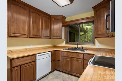 15 Cedarbrook Drive, Laurel Park, NC 28739 - Photo 10
