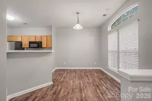 6172 Prosperity Church Rd, Charlotte, NC 28269 - Photo 8