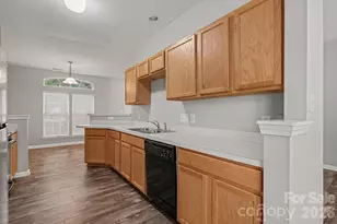 6172 Prosperity Church Rd, Charlotte, NC 28269 - Photo 14