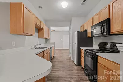 6172 Prosperity Church Road, Charlotte, NC 28269 - Photo 12
