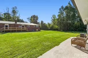 17 Randolph Ave, Flat Rock, NC 28731 - Photo 26