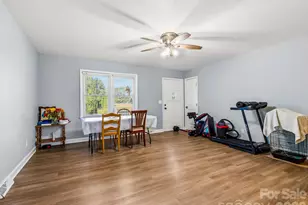 17 Randolph Ave, Flat Rock, NC 28731 - Photo 6