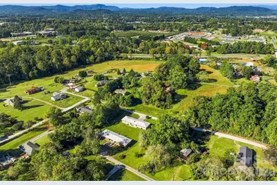 17 Randolph Avenue, Flat Rock, NC 28731 - Photo 18