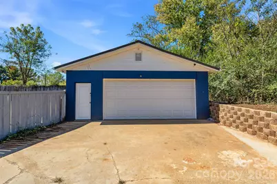 181 Moody Avenue, Candler, NC 28715 - Photo 4