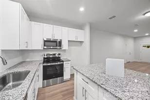 610 W Lewis St, Dallas, NC 28034 - Photo 10