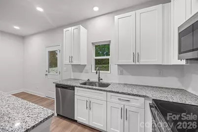 610 W Lewis Street, Dallas, NC 28034 - Photo 12