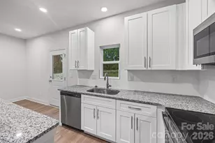 610 W Lewis St, Dallas, NC 28034 - Photo 12