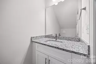 610 W Lewis St, Dallas, NC 28034 - Photo 16