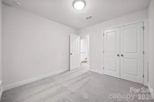 610 W Lewis St, Dallas, NC 28034 - Photo 18