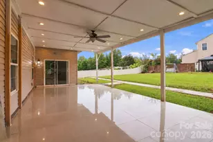 13104 Red Vulcan Ct, Charlotte, NC 28213 - Photo 38