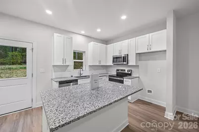 608 W Lewis Street, Dallas, NC 28034 - Photo 10
