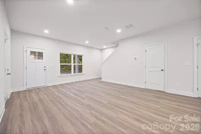 608 W Lewis Street, Dallas, NC 28034 - Photo 6