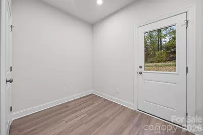 608 W Lewis Street, Dallas, NC 28034 - Photo 14