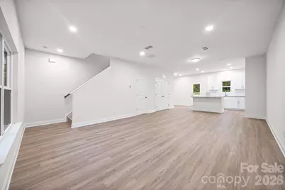 608 W Lewis Street, Dallas, NC 28034 - Photo 4