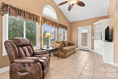 808 3rd Street NE, Conover, NC 28613 - Photo 18