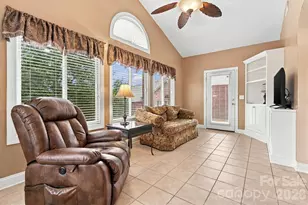 808 3rd St NE, Conover, NC 28613 - Photo 18