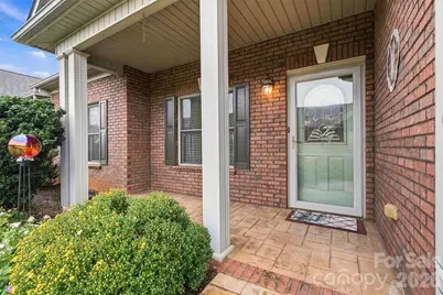 808 3rd Street NE, Conover, NC 28613 - Photo 6