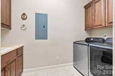 808 3rd Street NE, Conover, NC 28613 - Photo 30