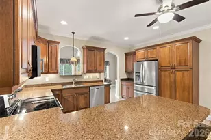 808 3rd St NE, Conover, NC 28613 - Photo 16