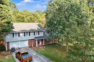 731 Club Dr, Statesville, NC 28677 - Photo 2