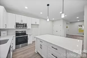 600 W Lewis St, Dallas, NC 28034 - Photo 14