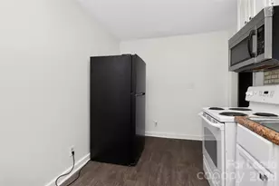 4030 Bearwood Ave, Charlotte, NC 28205 - Photo 16