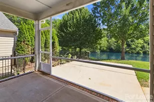 605 Gardenbrook Trl, Belmont, NC 28012 - Photo 4
