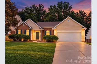 10214 Stoneykirk Lane, Charlotte, NC 28269 - Photo 1