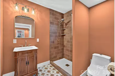 39 S Main Street, Marshall, NC 28753 - Photo 22