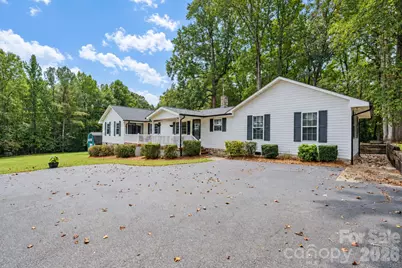 370 Shiloh Road, Statesville, NC 28677 - Photo 2