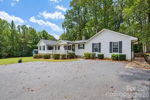 370 Shiloh Rd, Statesville, NC 28677 - Photo 2