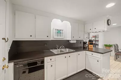 370 Shiloh Road, Statesville, NC 28677 - Photo 16